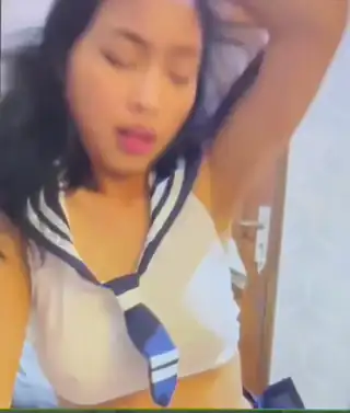 Delia Budak Seks Pacarnya